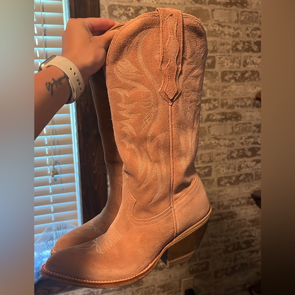 Pink Idylwind cowgirl boots